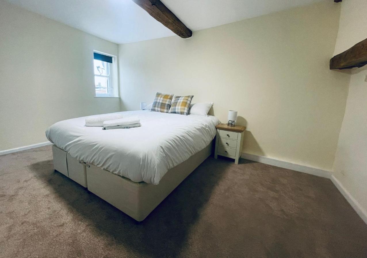 The Royal Oak Hotel Bredon Bagian luar foto